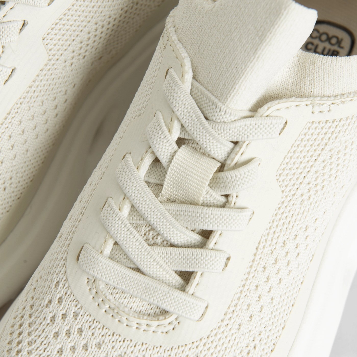 LEISURE SHOES